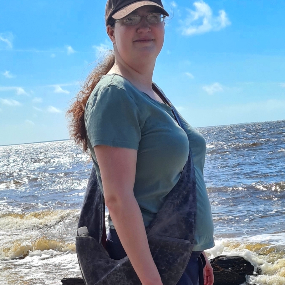 Meet your Posher, Julie